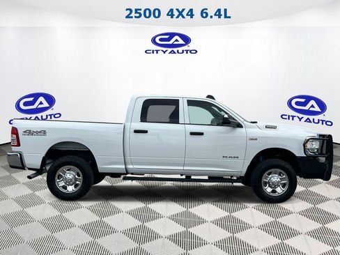 Used 2022 RAM 2500 Tradesman w/ Chrome Appearance Group AWD/4WD image 2