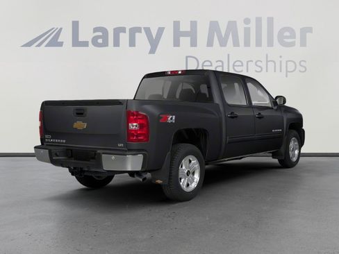 Used 2013 Chevrolet Silverado 1500 LT image 2