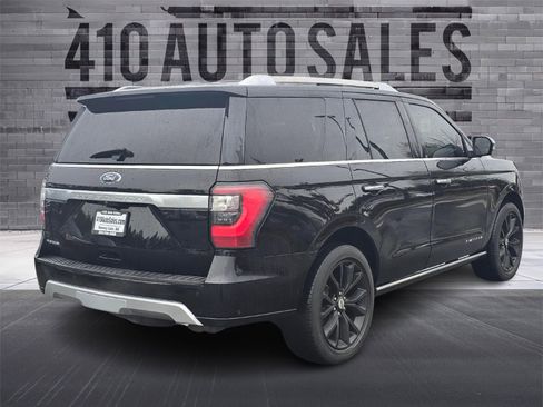 Used 2019 Ford Expedition Platinum image 3