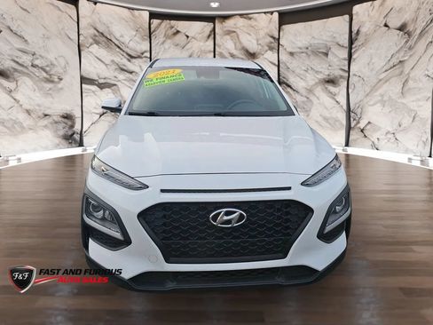Used 2021 Hyundai Kona SE w/ Cargo Package AWD/4WD image 3