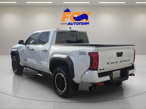 Used 2024 Toyota Tacoma TRD Off-Road image 3