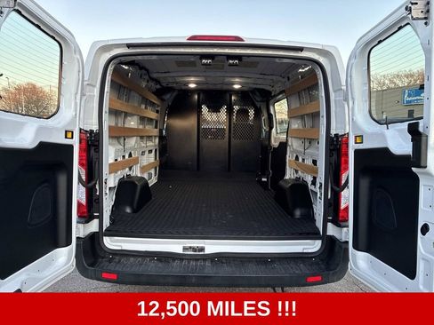 Used 2024 Ford Transit 250 Low Roof w/ Exterior Upgrade Package image 15