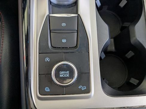 Used 2024 Ford Explorer ST-Line w/ Class IV Trailer Tow Package AWD/4WD image 17