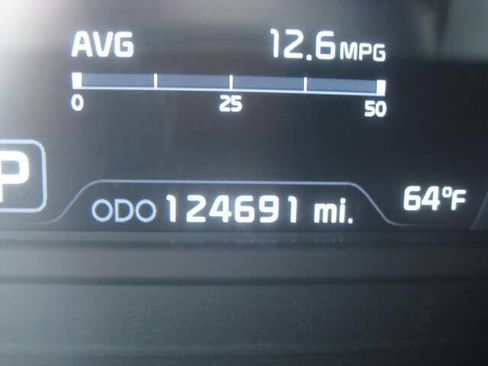 Used 2015 Kia Cadenza Premium w/ Luxury Package image 25