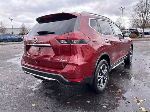 Used 2020 Nissan Rogue SV w/ Sun & Sound Touring Package image 11