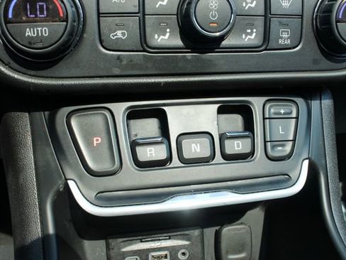Used 2018 GMC Terrain SLT w/ Preferred Package FWD image 21