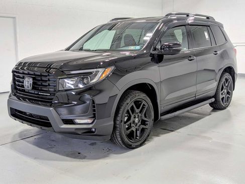 Used 2024 Honda Passport Black Edition image 1