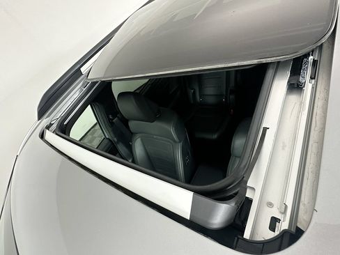 Certified 2025 Hyundai Santa Fe Calligraphy FWD image 22