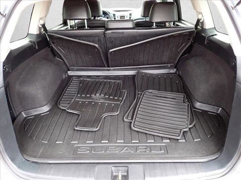 Used 2014 Subaru Outback 2.5i Limited w/ Moonroof Package image 8