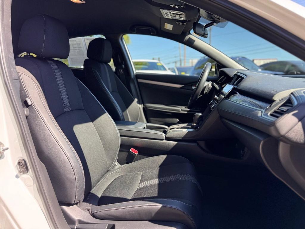 Used 2019 Honda Civic Sport image 28