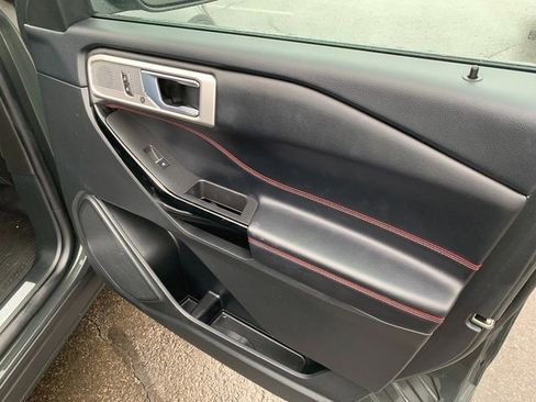 Certified 2023 Ford Explorer ST-Line w/ Class IV Trailer Tow Package image 14