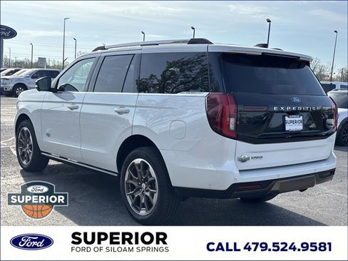 Used 2025 Ford Expedition King Ranch image 13