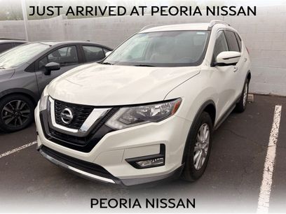 Used 2017 Nissan Rogue SV w/ SV Premium Package