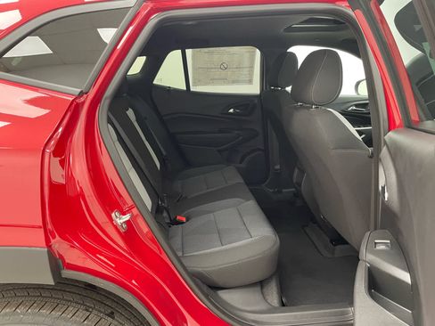 New 2026 Chevrolet Trax RS w/ Sunroof Package FWD image 14