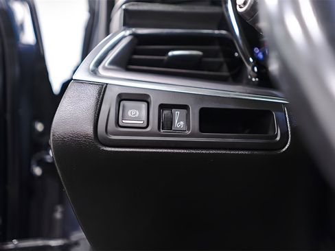 Used 2019 Cadillac XT5 Luxury image 20