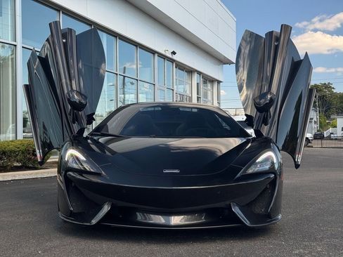 Used 2019 McLaren 570S Spider RWD image 16
