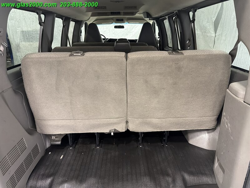 Used 2019 Chevrolet Express 2500 LS w/ Driver Convenience Package RWD image 15