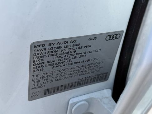 Used 2025 Audi Q5 Premium w/ Convenience Package AWD/4WD image 25