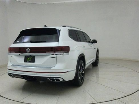 Used 2024 Volkswagen Atlas SEL Premium R-Line image 75