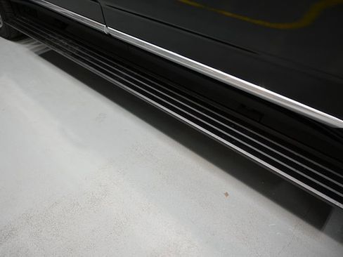 New 2026 GMC Yukon XL Denali w/ Denali Reserve Package image 35