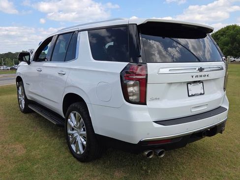 Used 2021 Chevrolet Tahoe High Country RWD image 15