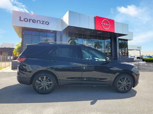 Used 2024 Chevrolet Equinox RS w/ RS Leather Package image 4