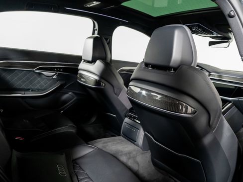 Used 2025 Audi S8 image 50