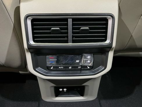 New 2026 Volkswagen Atlas SEL AWD/4WD image 28
