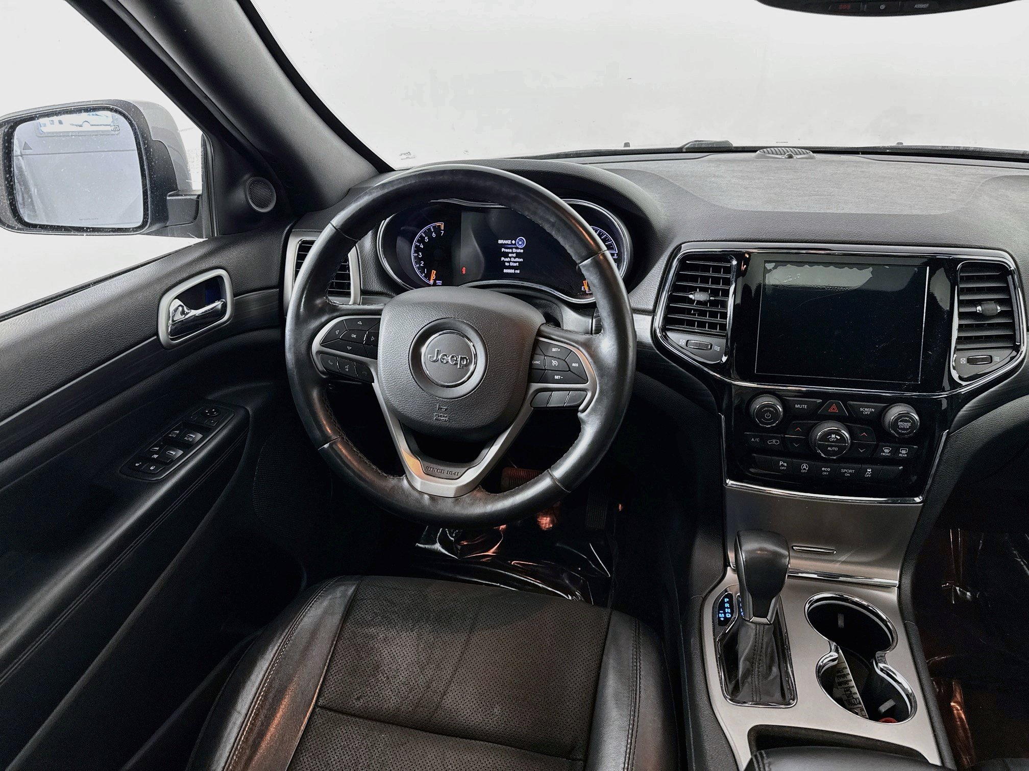 Used 2019 Jeep Grand Cherokee Altitude AWD/4WD image 22