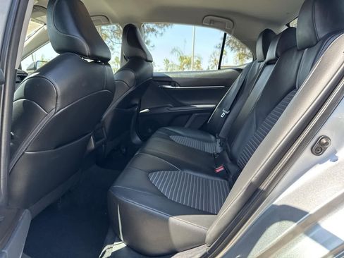 Used 2022 Toyota Camry SE image 24