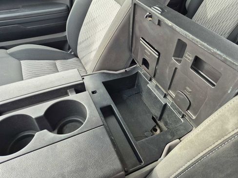 Used 2017 Toyota Tundra SR image 20