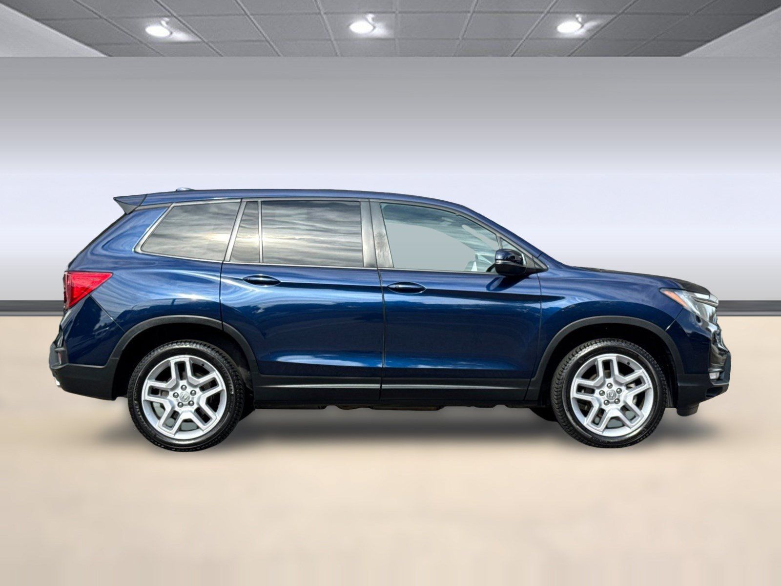 Used 2024 Honda Passport EX-L image 8