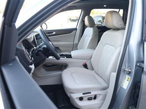 New 2026 Volkswagen Atlas SEL Premium R-Line image 10