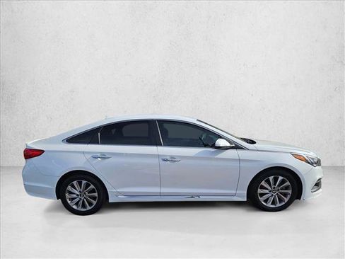 Used 2015 Hyundai Sonata Sport w/ Option Group 04 FWD image 4