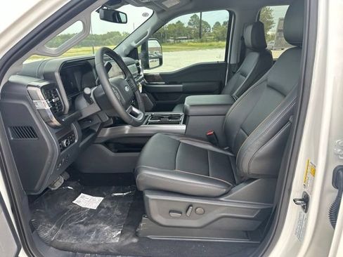 New 2026 Ford F350 Lariat w/ Black Appearance Package AWD/4WD image 2