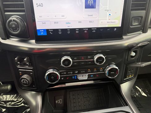 Used 2025 Ford F150 Lariat w/ Equipment Group 502A High AWD/4WD image 39