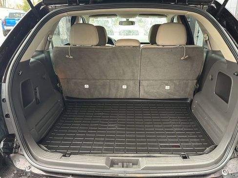 Used 2014 Ford Edge SEL image 16