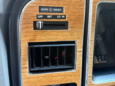 Used 1988 Ford E-150 and Econoline 150 RWD image 65