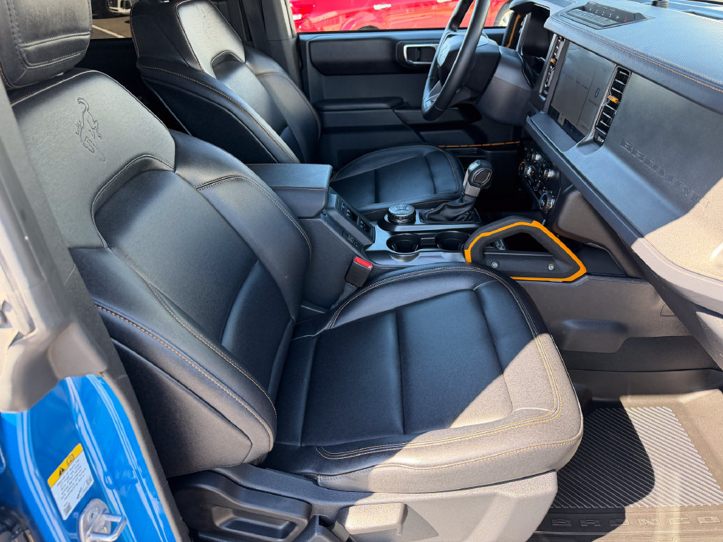 Used 2024 Ford Bronco Badlands AWD/4WD image 14