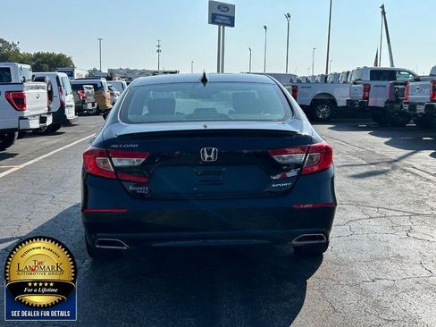 Used 2019 Honda Accord Sport image 6