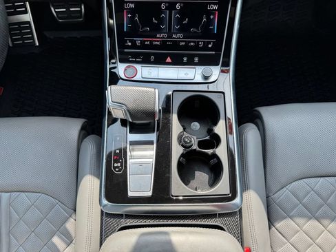 Used 2023 Audi SQ8 Premium Plus w/ Executive Package AWD/4WD image 28