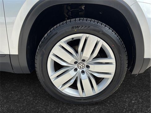 Used 2019 Volkswagen Atlas SE w/ Towing Package image 13