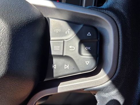 Used 2022 Ford Bronco Outer Banks image 28