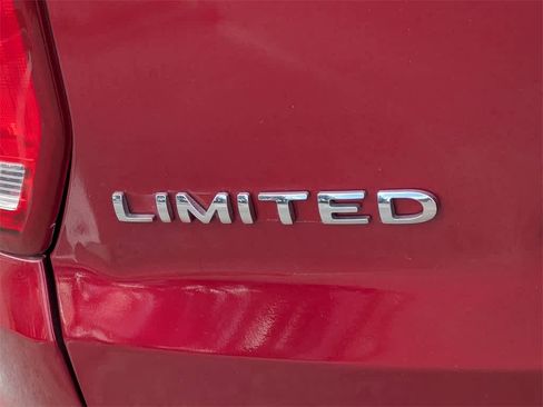 Used 2019 Ford Explorer Limited w/ Class III Trailer Tow Package image 15