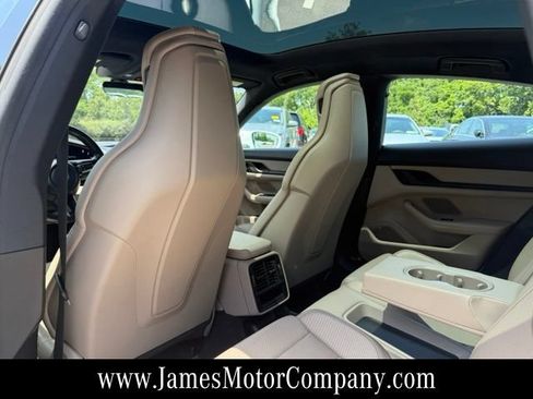 Used 2021 Porsche Taycan 4S AWD/4WD image 23