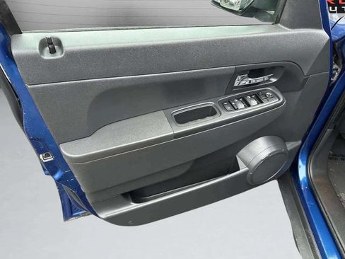 Used 2009 Jeep Liberty Rocky Mountain image 9