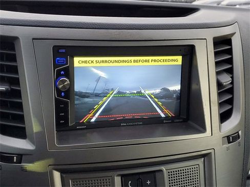 Used 2010 Subaru Legacy 2.5i Premium image 20