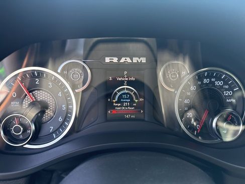 Certified 2025 RAM 1500 Big Horn image 19