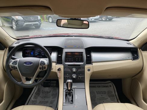 Used 2014 Ford Taurus SEL w/ Equipment Group 201A FWD image 24