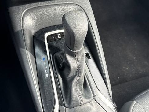 Used 2024 Toyota Corolla LE image 32
